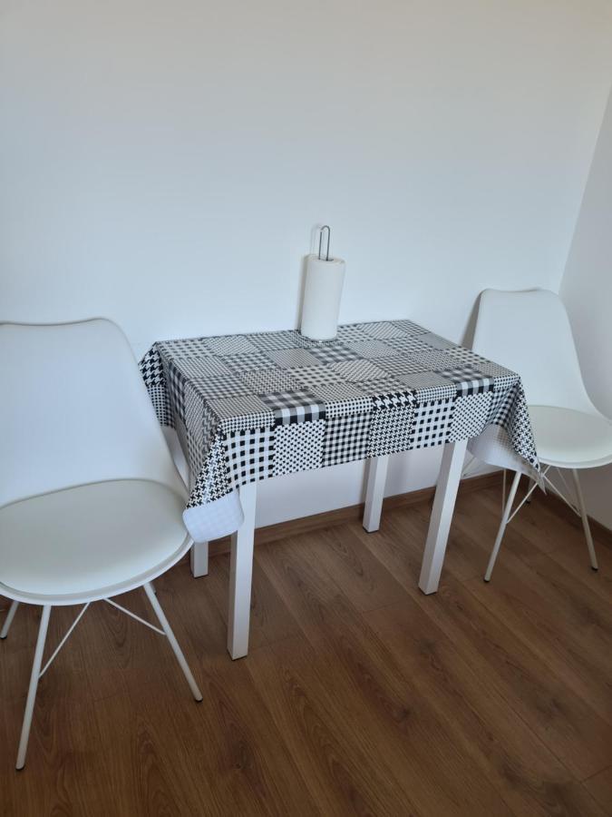Apartments Petrovic Сило Экстерьер фото
