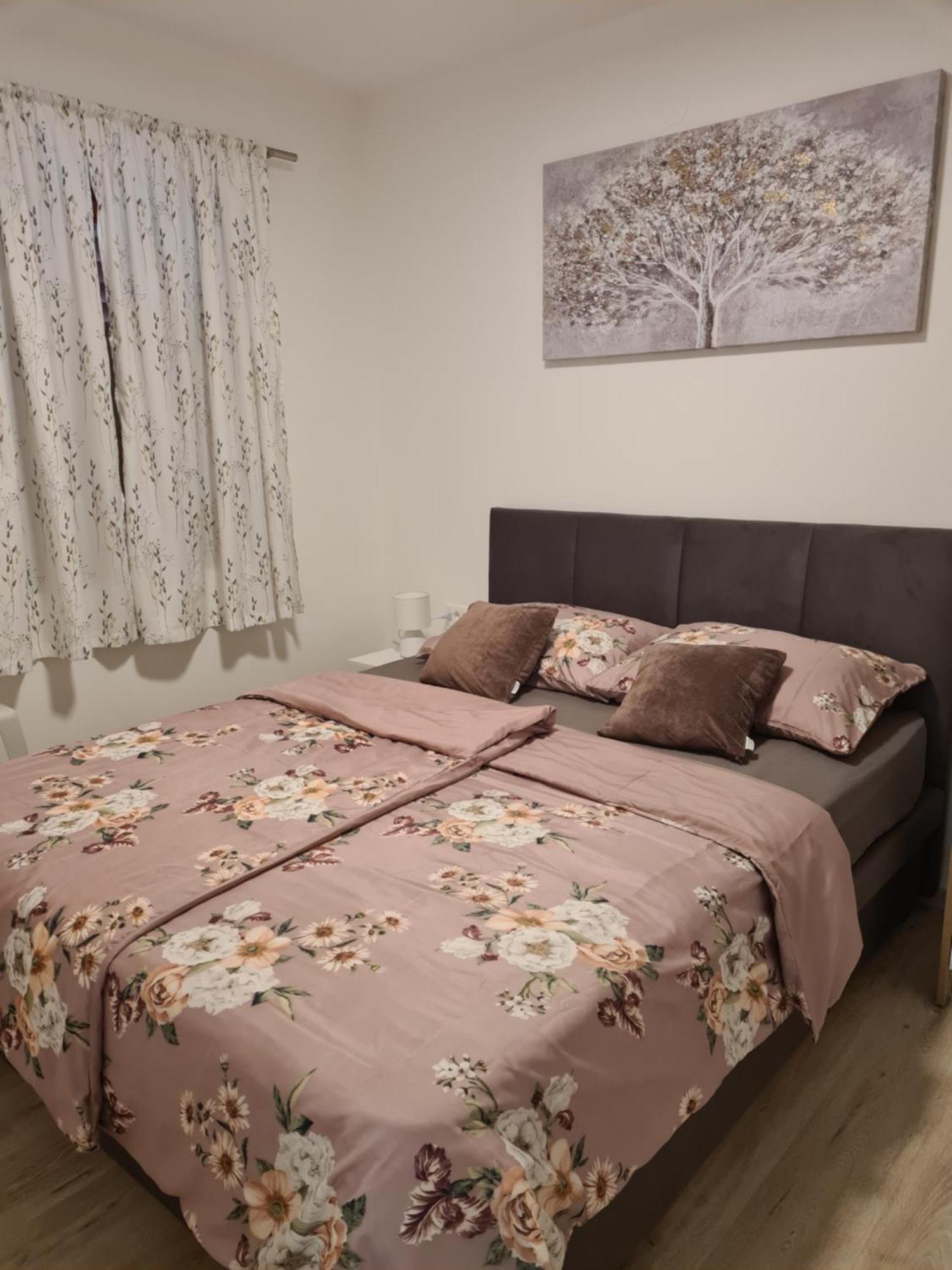 Apartments Petrovic Сило Экстерьер фото