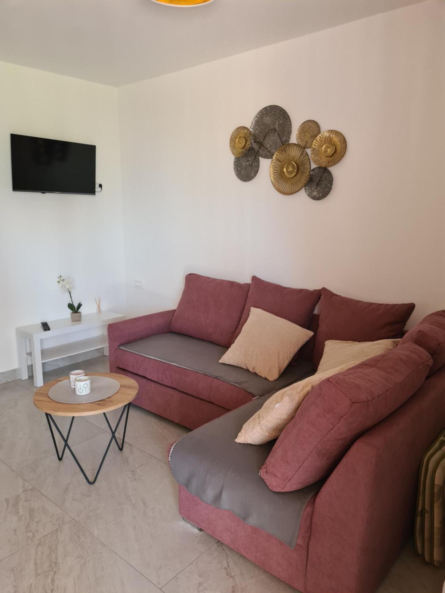 Apartments Petrovic Сило Экстерьер фото